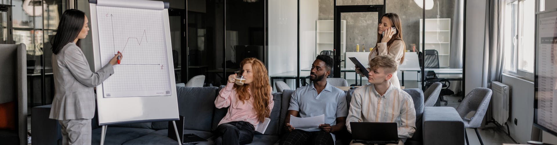 WebCrafter - Soluții Profesionale de Dezvoltare Web și Marketing Online